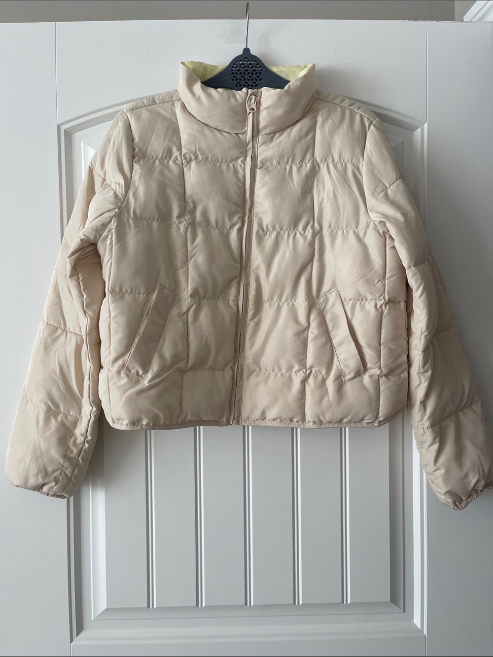 No Boundaries Beige Quilted Puffer Jacket S/M